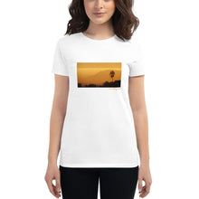 Load image into Gallery viewer, Women&#39;s short sleeve t-shirt